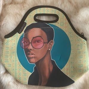 Izzy and Liv lunch tote